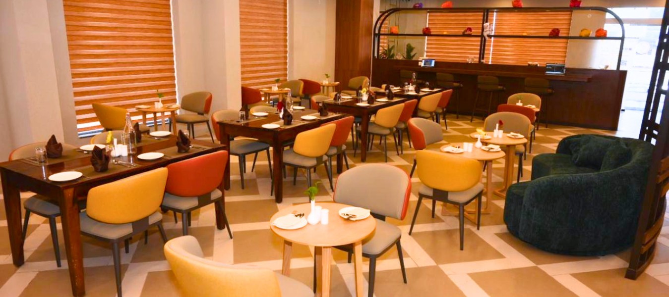 All-Day Dining: Delightful, satisfying meals served throughout the day.