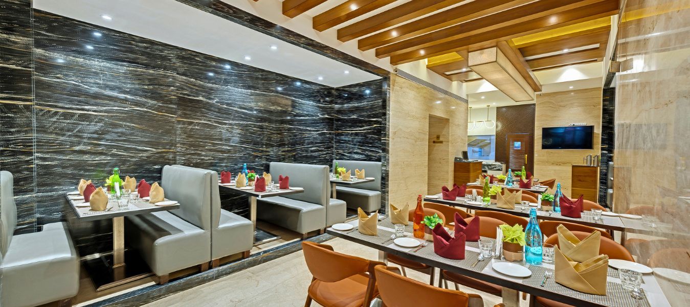 All-Day Dining: Delightful, satisfying meals served throughout the day.
