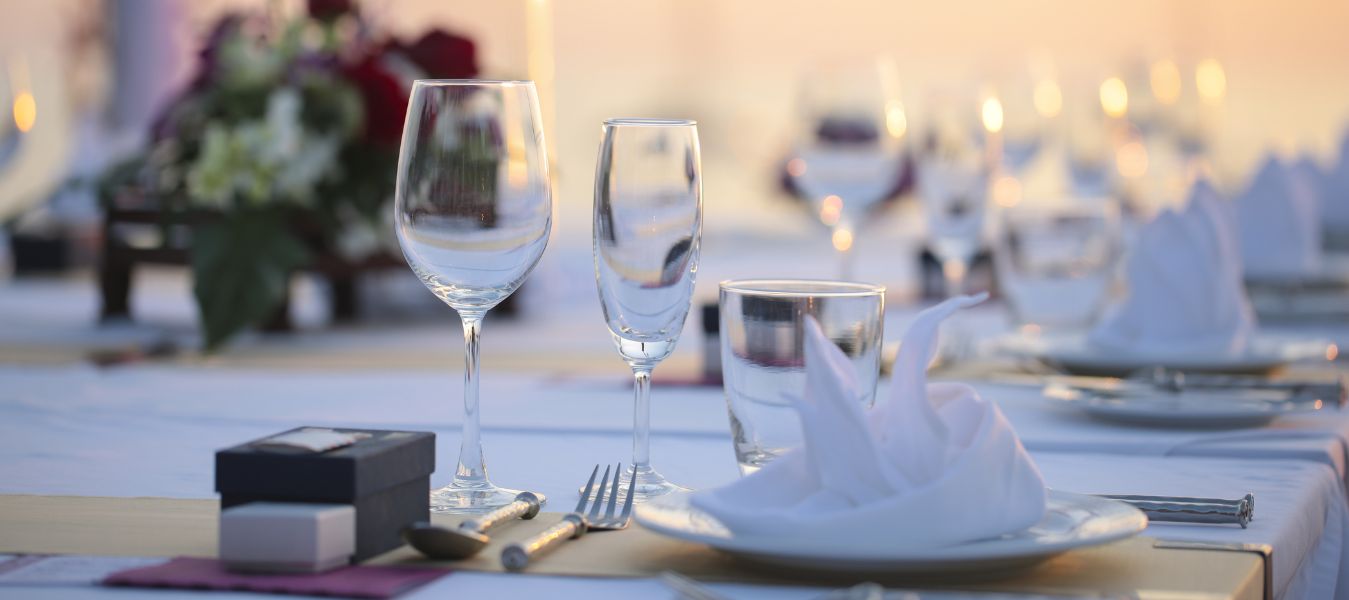 Warm Hospitality: Thoughtful service for a pleasant and seamless experience.