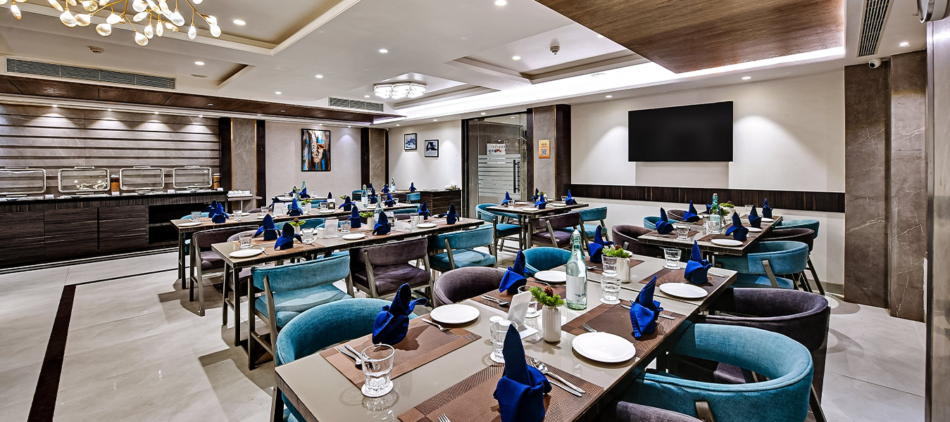 Exceptional Dining: Spectacular dining experiences with a variety of cuisines.