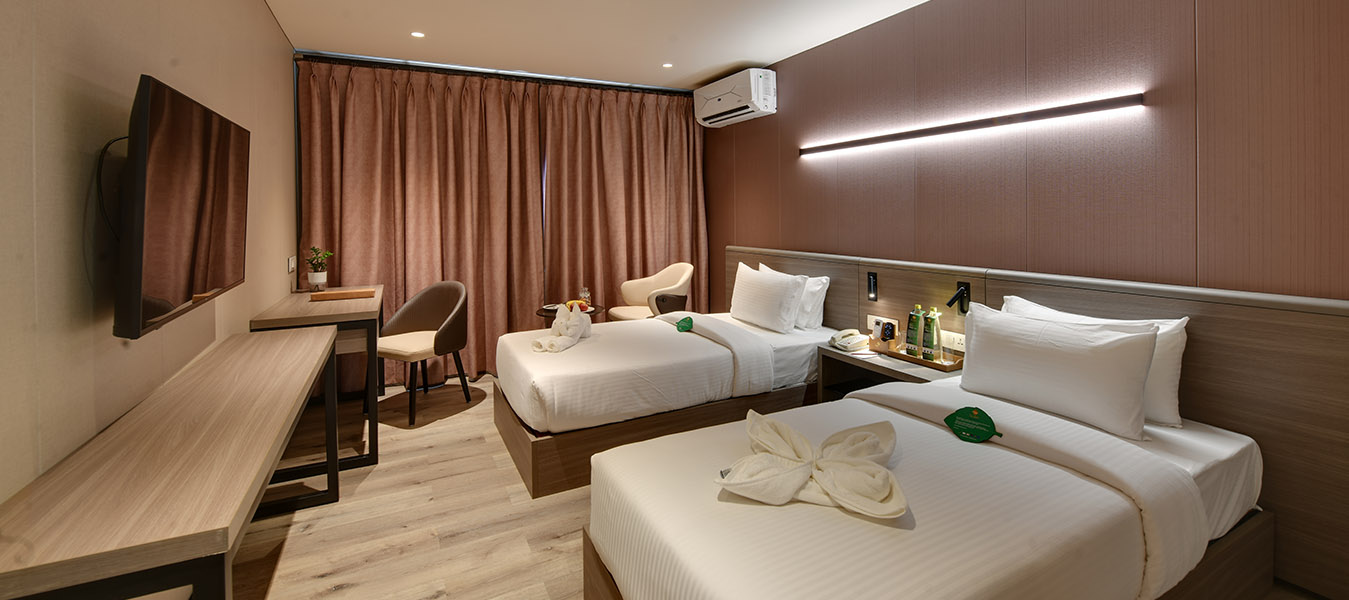 Comfortable Accommodation: Well-appointed rooms for a relaxed and convenient stay.