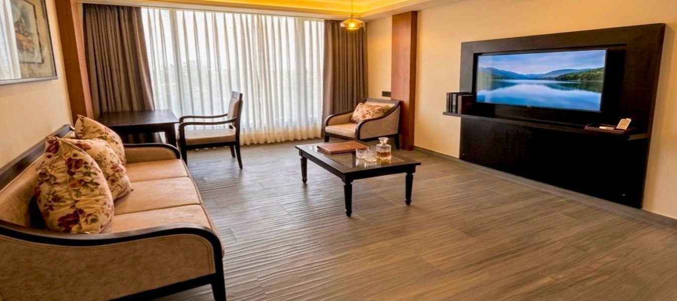 Comfortable Accommodation: Well-appointed rooms designed to offer a relaxed and comfortable stay.