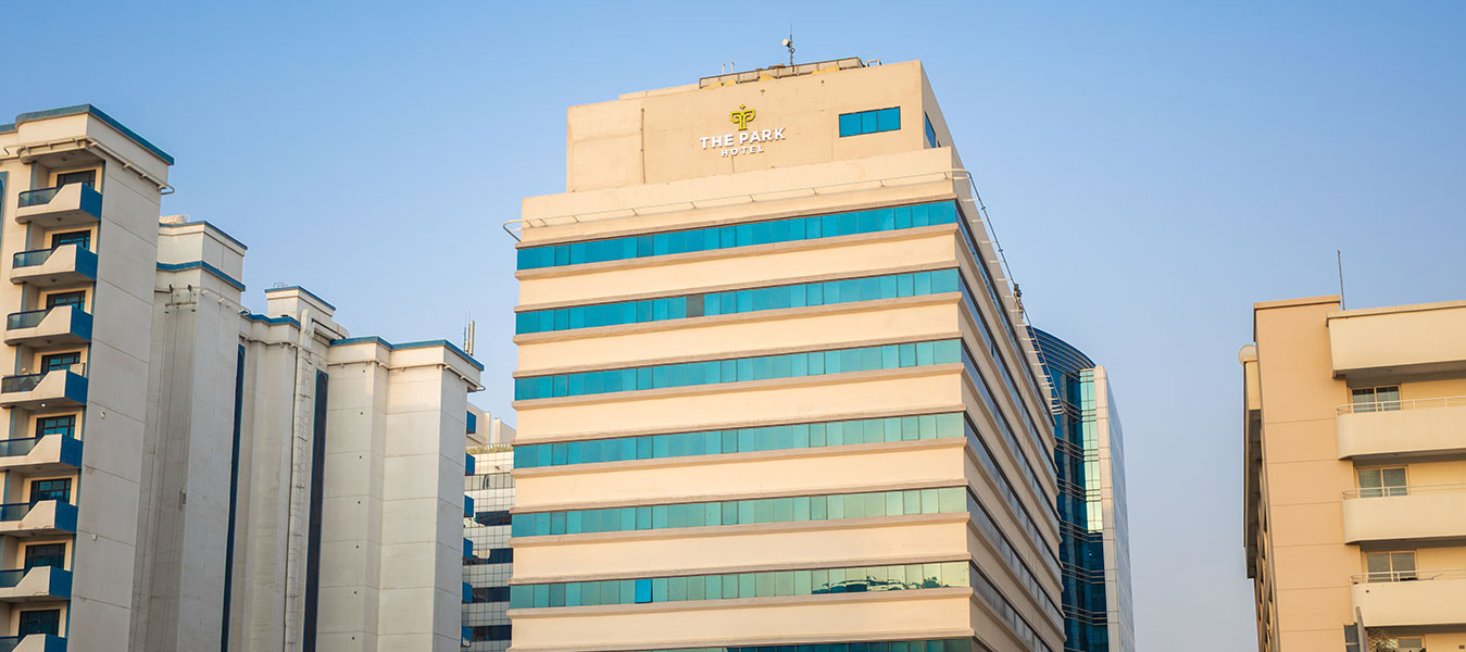 Prime Location: Conveniently located near Dubai International Airport for easy access