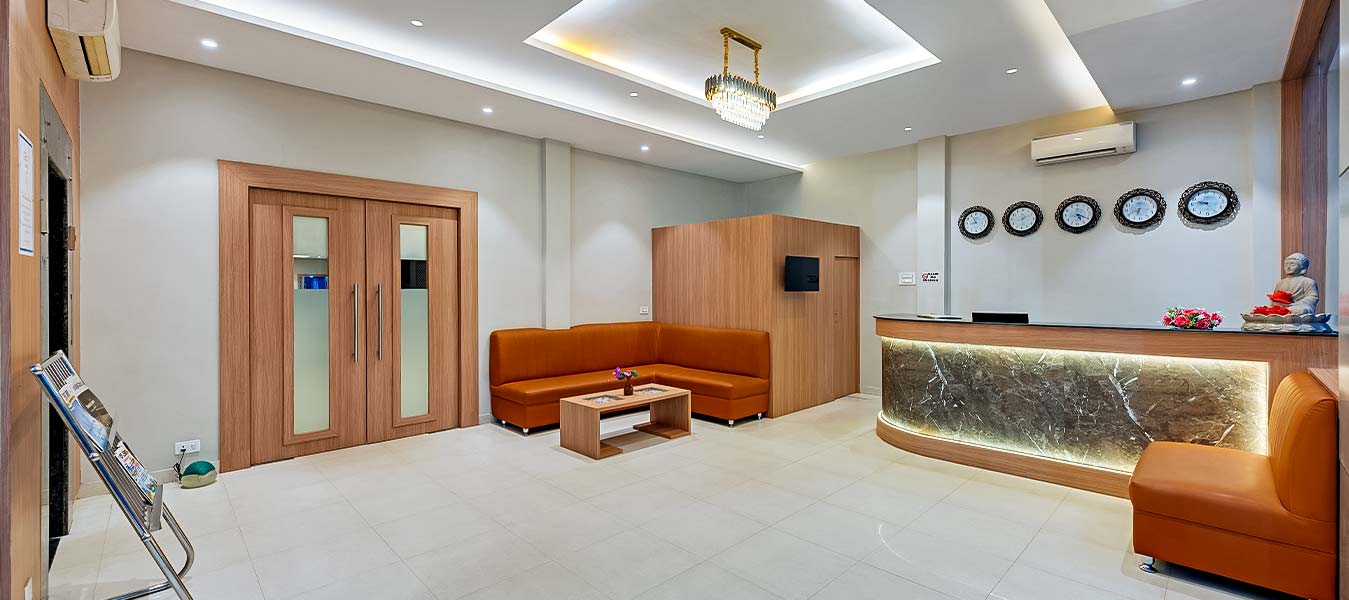 Exceptional Hospitality: Renowned for outstanding service and warm hospitality.