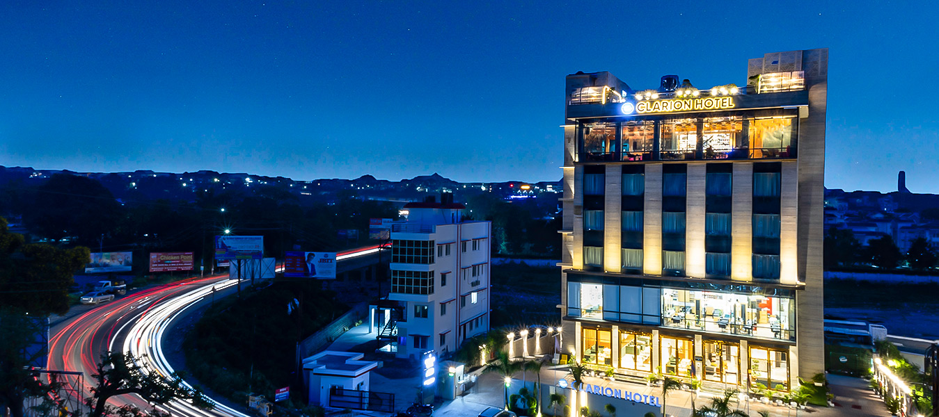 Prime Location: Centrally located near major attractions.