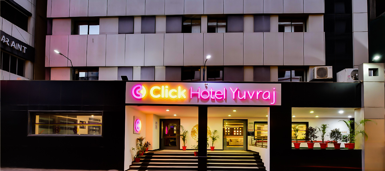Proximity to bus stand and railway station