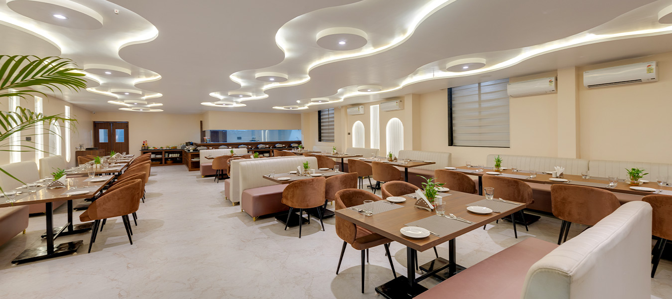 All-Day Dining: Delightful, satisfying meals served throughout the day.